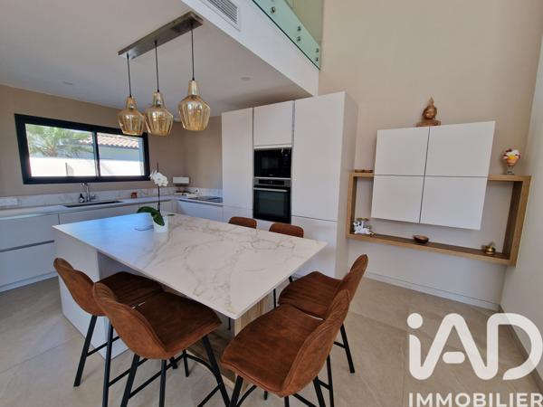 Maison à vendre 4 pièces 175 m² Agde