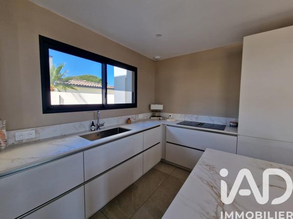 Maison à vendre 4 pièces 175 m² Agde