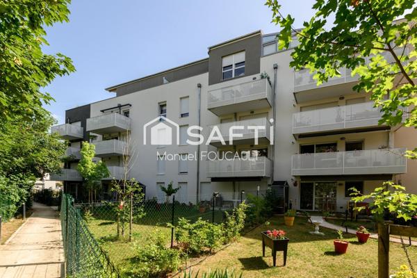 Plombières-lès-Dijon, appartement 2 pièces de 43 m2 au calme, avec place de parking extérieure.
