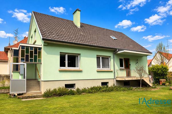 Maison de 130 m² avec 4 chambres et corps de ferme en grès des Vosges