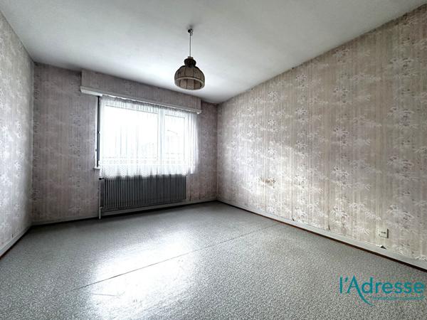 Maison de 130 m² avec 4 chambres et corps de ferme en grès des Vosges