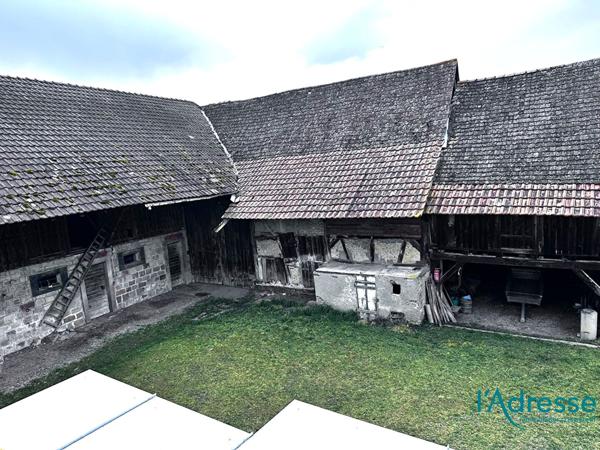 Maison de 130 m² avec 4 chambres et corps de ferme en grès des Vosges