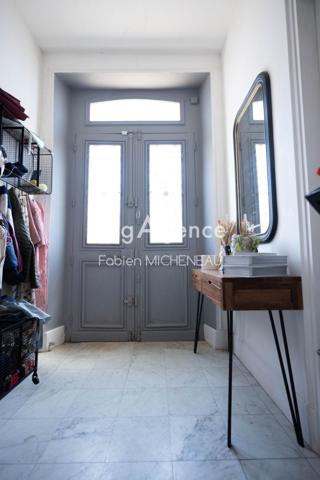 Maison à LE MAY-SUR-EVRE, 49122 - 7 pièces 202m²