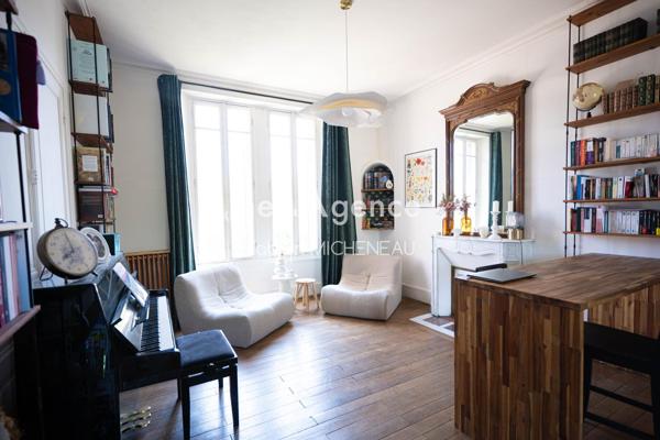 Maison à LE MAY-SUR-EVRE, 49122 - 7 pièces 202m²