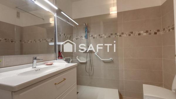 Appartement 4 pièces, 3 chambres, une cave,un box