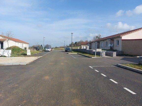 Secteur COLIGNY - Terrain viabilisé - Libre constructeur