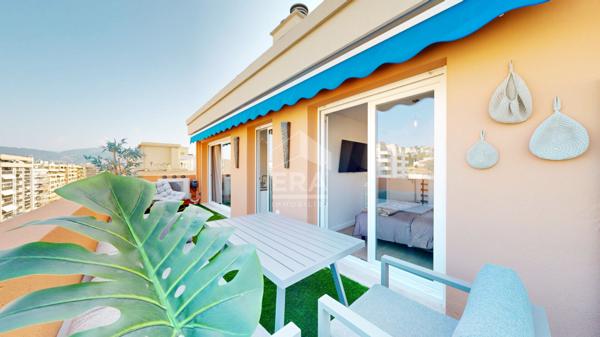 NICE - RUE DE FRANCE : MAGNIFIQUE F3 AVEC GRANDE TERRASSE DE 17 M² À CIEL OUVERT VUE DÉGAGÉE VILLE ET MER