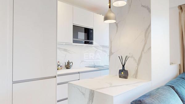 NICE - RUE DE FRANCE : MAGNIFIQUE F3 AVEC GRANDE TERRASSE DE 17 M² À CIEL OUVERT VUE DÉGAGÉE VILLE ET MER