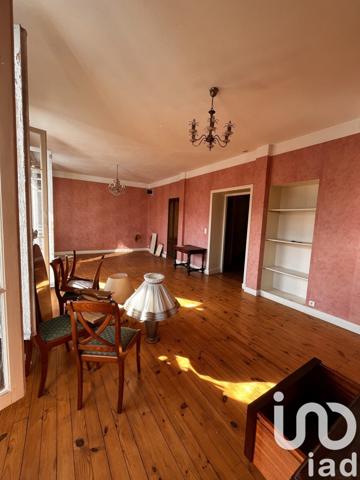 Maison de ville 12 pièces de 270 m² à La Bourboule (63150)