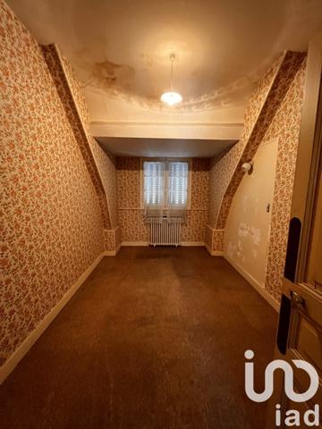 Maison de ville 12 pièces de 270 m² à La Bourboule (63150)