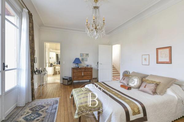 Le Vésinet, Maison 7 Chambres -  310 m² à vendre