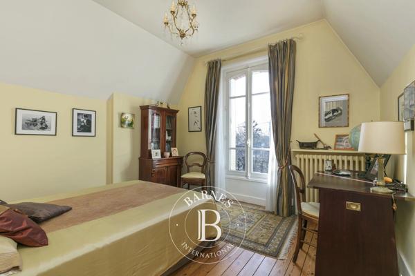 Le Vésinet, Maison 7 Chambres -  310 m² à vendre