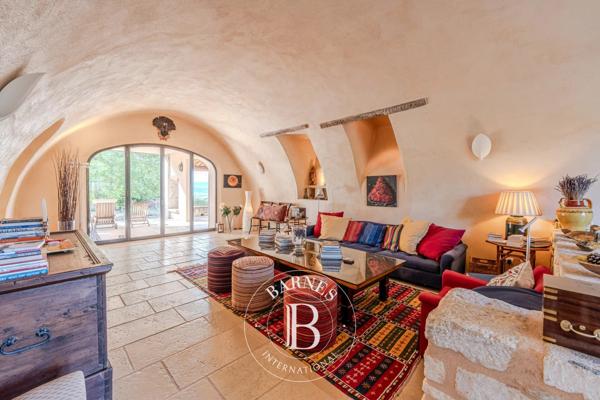 Bonnieux, Mas 6 Chambres -  368 m² à vendre