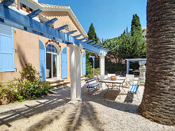 Maison Vue mer Bandol 8 pièce(s) 216,5m²