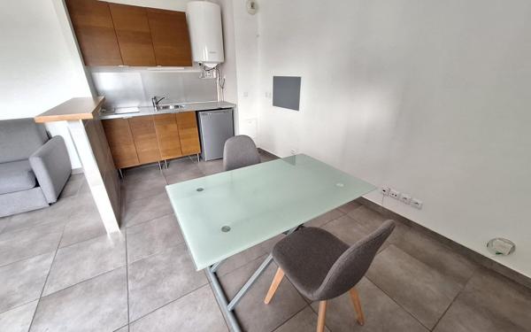 Appartement à louer    1 pièce • 30,75 m2 Noisy-le-Grand