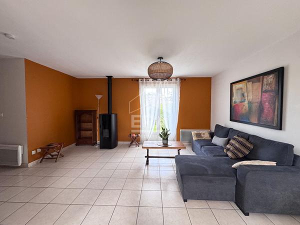 Maison à louer - 1300€ - Emplacement idéal