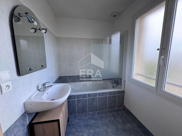 Maison à louer - 1300€ - Emplacement idéal