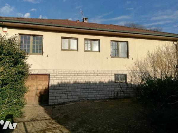 SAINT-VIT MAISON SUR SOUS-SOL