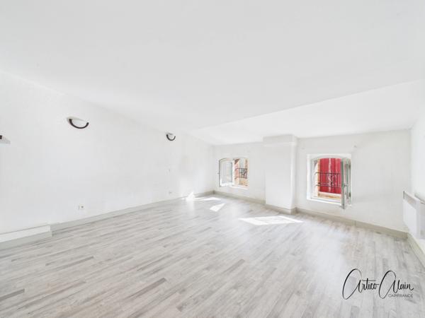 Appartement à vendre 3 pièces de 106 m² VILLEFRANCHE DE LAURAGAIS (31)