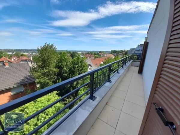 Appartement à louer 4 pièces 85.9m²