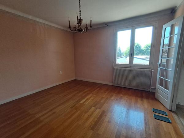 Maison atypique aux portes de Chalon-sur-Saône 2 appartements indépendants pour s'adapter à tous vos projets