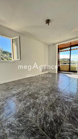 Appartement à LA CROIX-VALMER, 83420 - 2 pièces 46m²