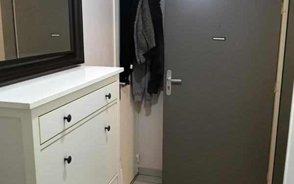 Appartement à louer    2 pièces •  Vénissieux