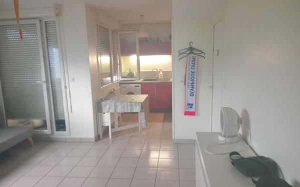 Appartement à louer    2 pièces •  Vénissieux