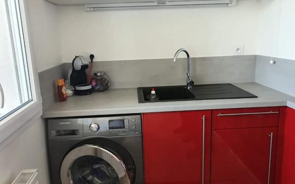 Appartement à louer    2 pièces •  Vénissieux