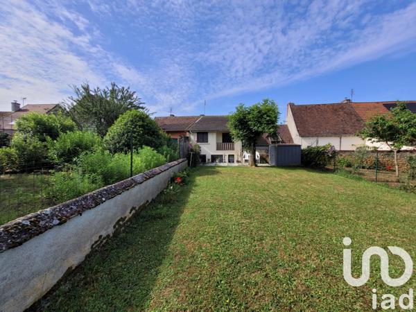 House for sale 4 rooms 80 m² Charolles