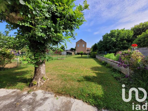 House for sale 4 rooms 80 m² Charolles