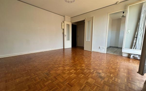 Appartement à vendre    1 pièce • 28,25 m2 Saint-Maur-des-Fossés