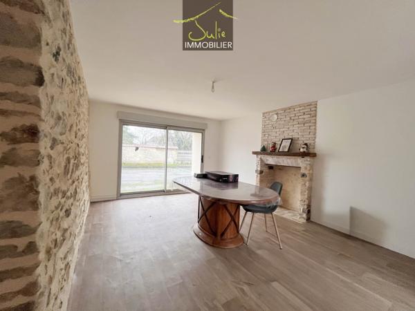 Charmante Longère entièrement restaurée avec goût sur 970m² de terrain clos !