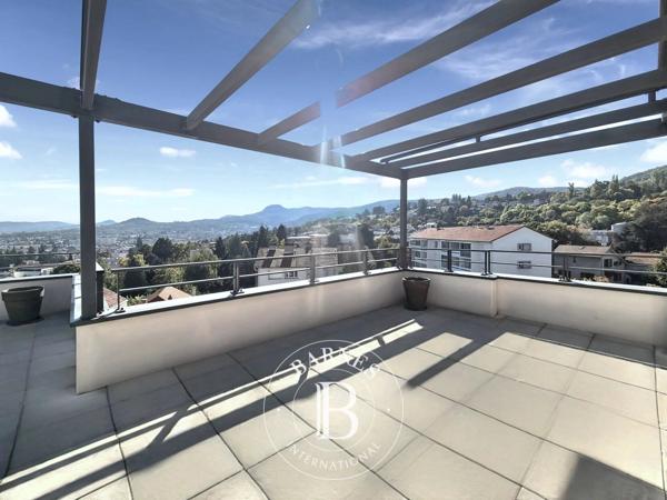 Clermont-Ferrand, Appartement 4 Chambres -  204 m² à vendre