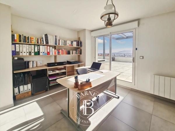Clermont-Ferrand, Appartement 4 Chambres -  204 m² à vendre