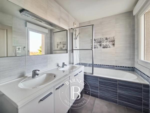 Clermont-Ferrand, Appartement 4 Chambres -  204 m² à vendre
