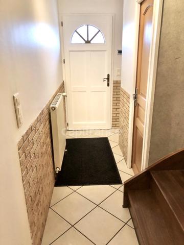 ***GAINNEVILLE***maison non mitoyenne de 126m² avec vie de plain pied composée de 4 chambres, 2 salles de bains, jardin et garage