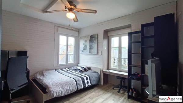 Maison à CARROUGES, 61320 - 7 pièces 228m²