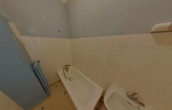 APPARTEMENT T2 A LOUER - LYON 7EME ARRONDISSEMENT Pasteur 62.95 m 2 898,71 € charges comprises par mois