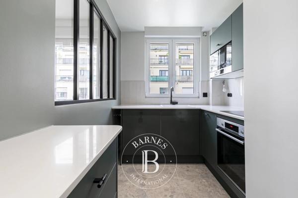 Paris 7ème, Appartement 2 Chambres -  70 m² à vendre