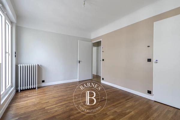Paris 7ème, Appartement 2 Chambres -  70 m² à vendre
