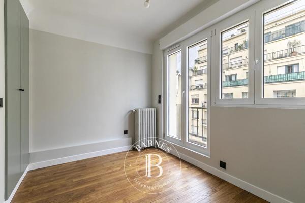 Paris 7ème, Appartement 2 Chambres -  70 m² à vendre
