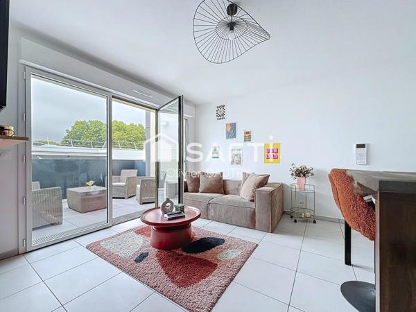 Appartement T3 lumineux – Dernier étage – Terrasse