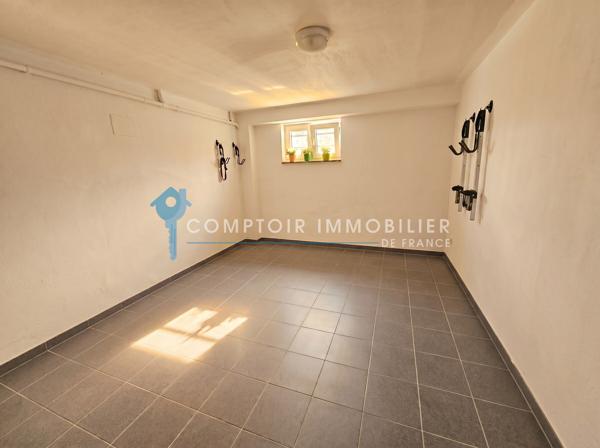Maison
                                                                                                                                                                                                                                                                                                                        5 pièce(s)                                                                                                                                                                                                          3 chambre(s)                                                                                                                                                                                                          135  m²
