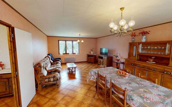 Maison à vendre    5 pièces •  Bertrange