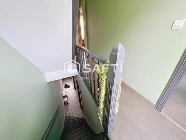 MAISON DE VILLE / GARAGE