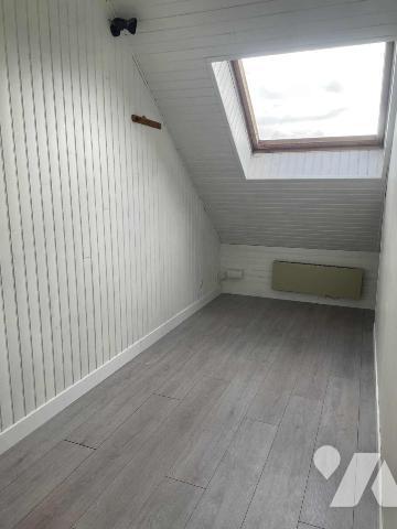 Pavillon Saint Hilaire Saint Florent avec sous-sol total, vie de plain pied et jardin clos.