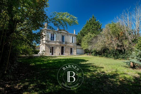 Bordeaux, Maison 5 Chambres -  210 m² à vendre