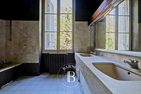 Bordeaux, Maison 5 Chambres -  210 m² à vendre