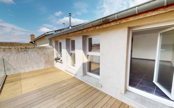Appartement à vendre    4 pièces • 106 m2 Volstroff